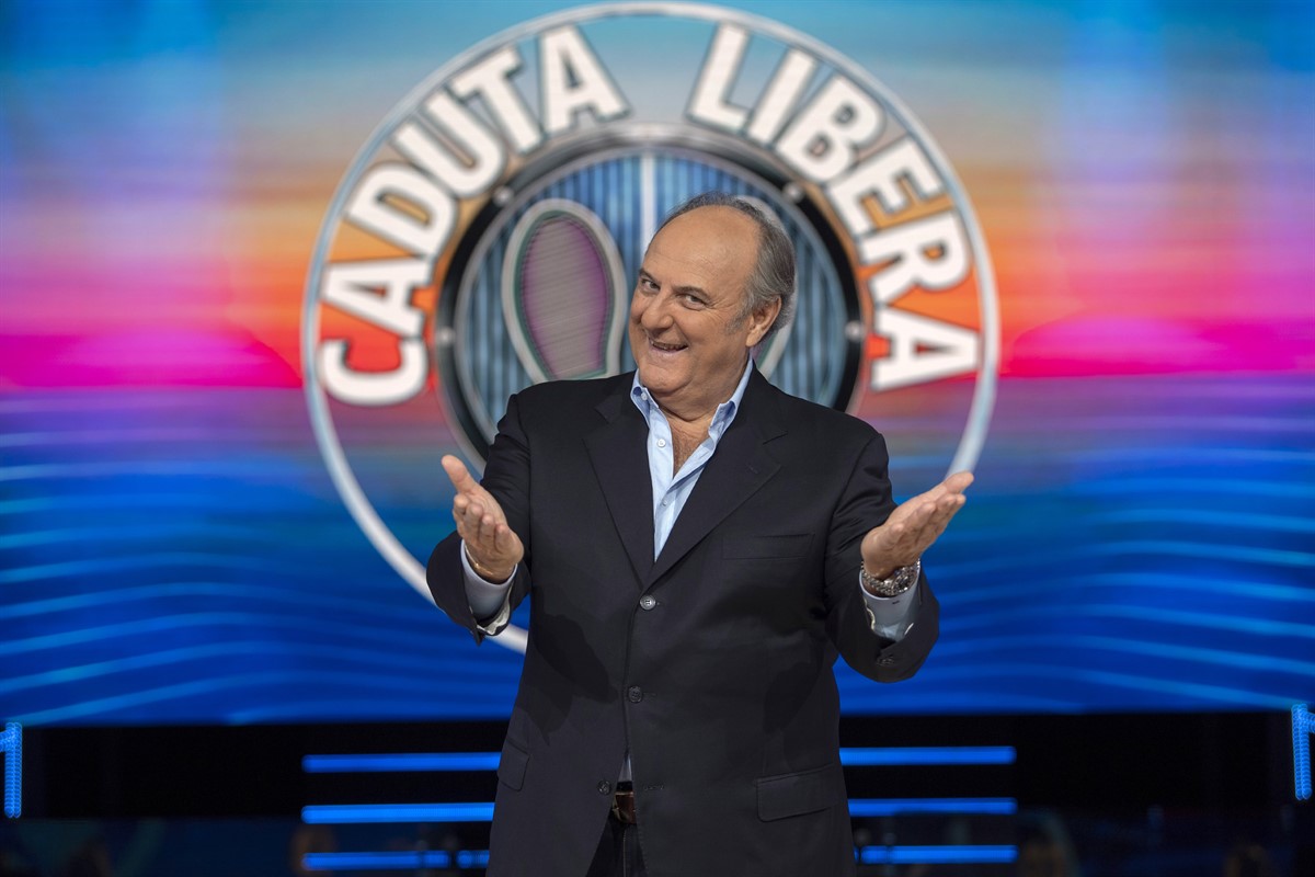 Caduta Libera (Still Standing) commissioned for the 9th season by Canale 5